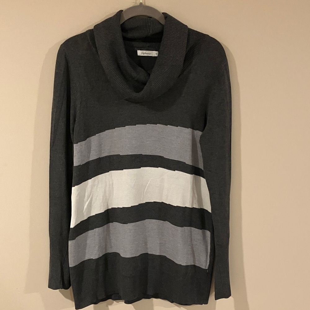 Reitmans Gray Cowl Neck Sweater with Colour Block